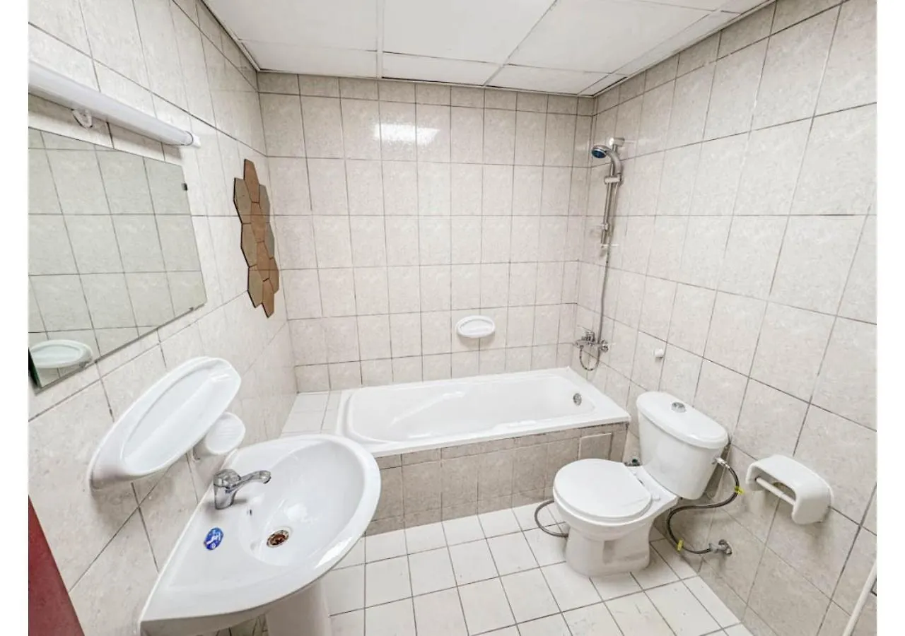 Spacious Studio Apartment Close To Airport Dubai 0*,  United Arab Emirates